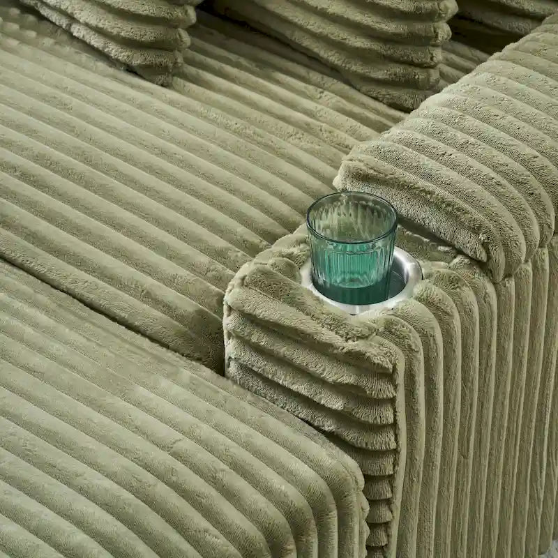Canapé confortable en velours côtelé avec plusieurs coussins et options de rangement