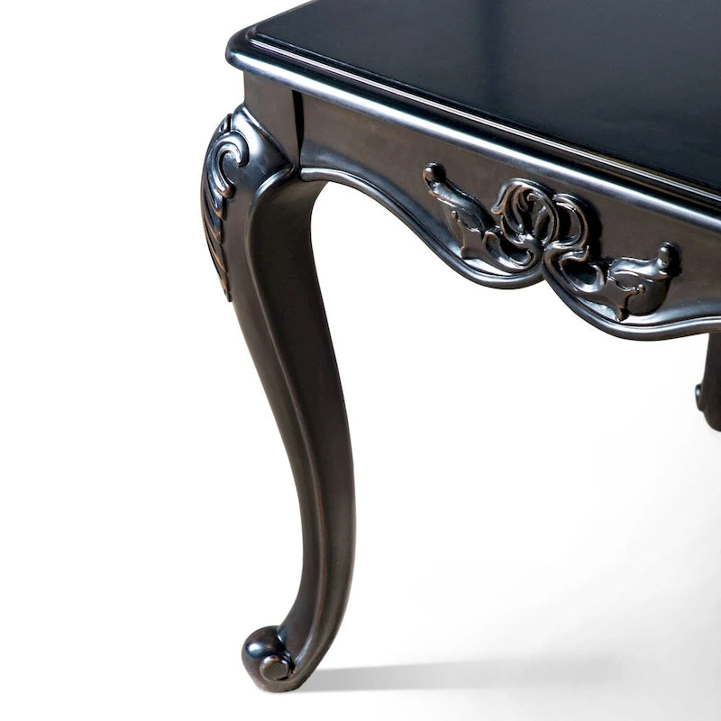 Table d'appoint traditionnelle en bois massif avec pieds galbés sculptés