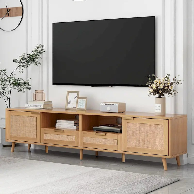 Meuble TV de style ferme moderne avec pieds en bois massif