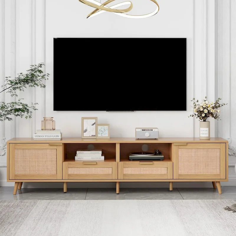Meuble TV de style ferme moderne avec pieds en bois massif